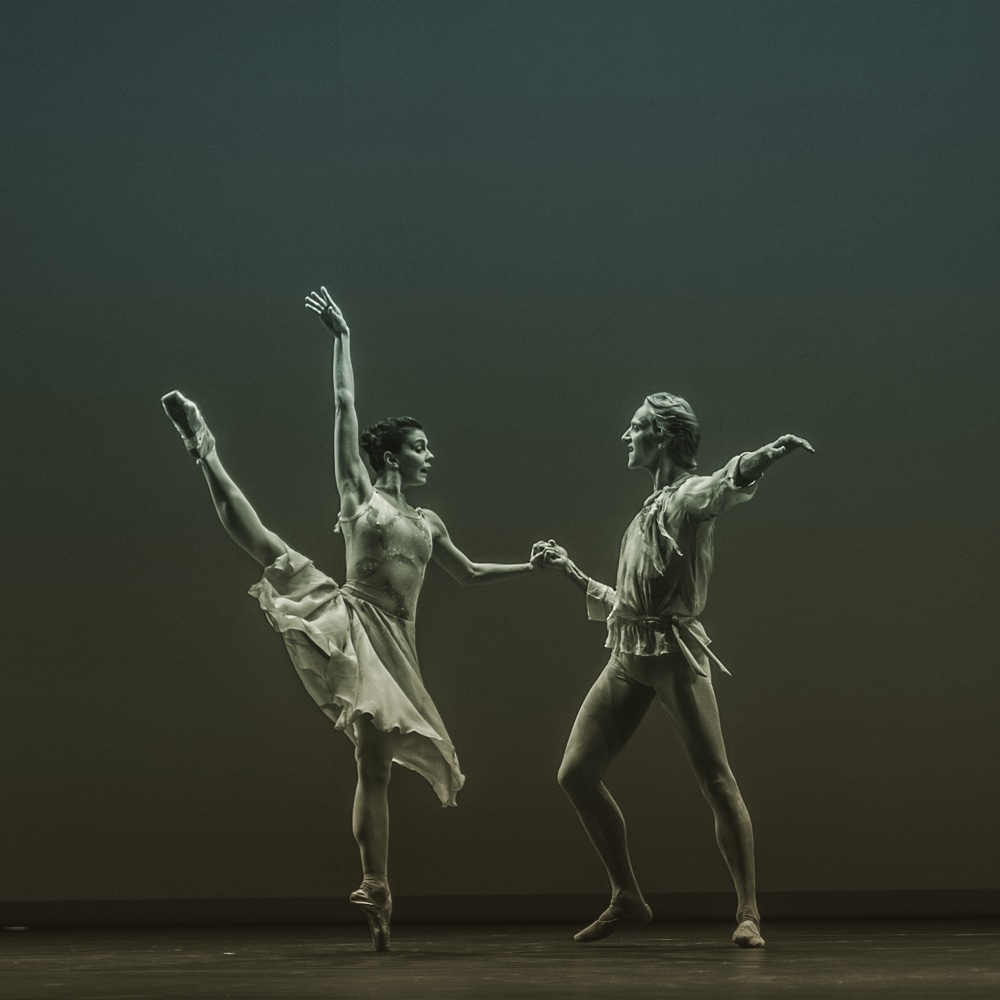 Sadler's Wells Theatre, Pure Dance, with Natalia Osipova and David Hallberg performing The Leaves are Fading. Choreography by Antony Tudor. Photography © Vanja Karas